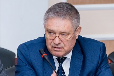 Как обеспечить приток специалистов на предприятия региона